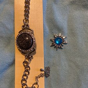 Snap bracelet with bonus charm